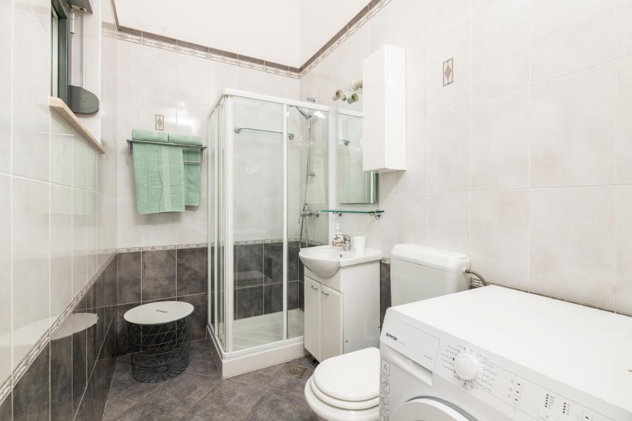 Seaview Studio Умаг Екстериор снимка